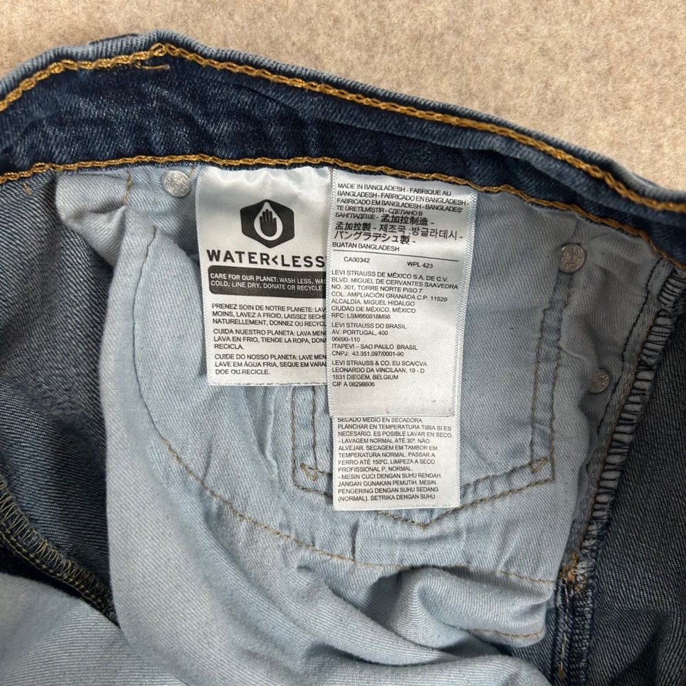 Levi's 514 Straight Fit Jeans Mens 36x32 Blue Medium Wash Denim - Picture 10 of 10